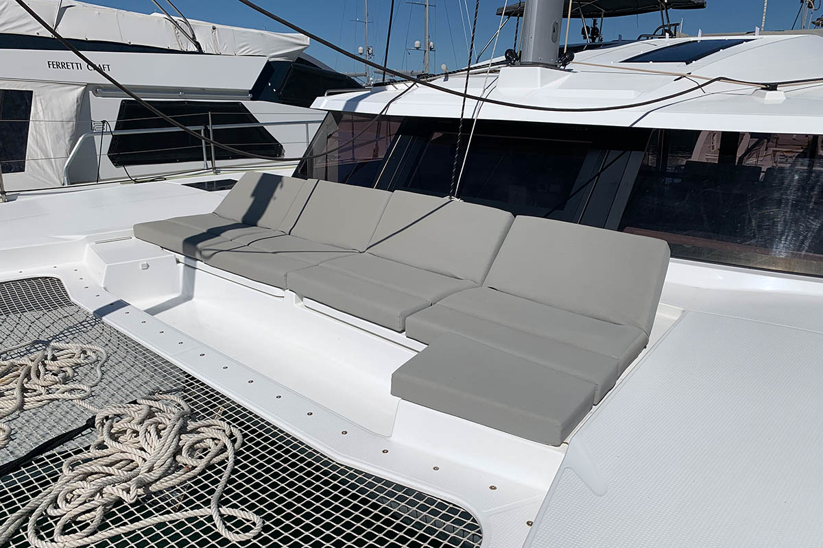 Fountaine Pajot New 45 - 4 + 1 cab. Top image