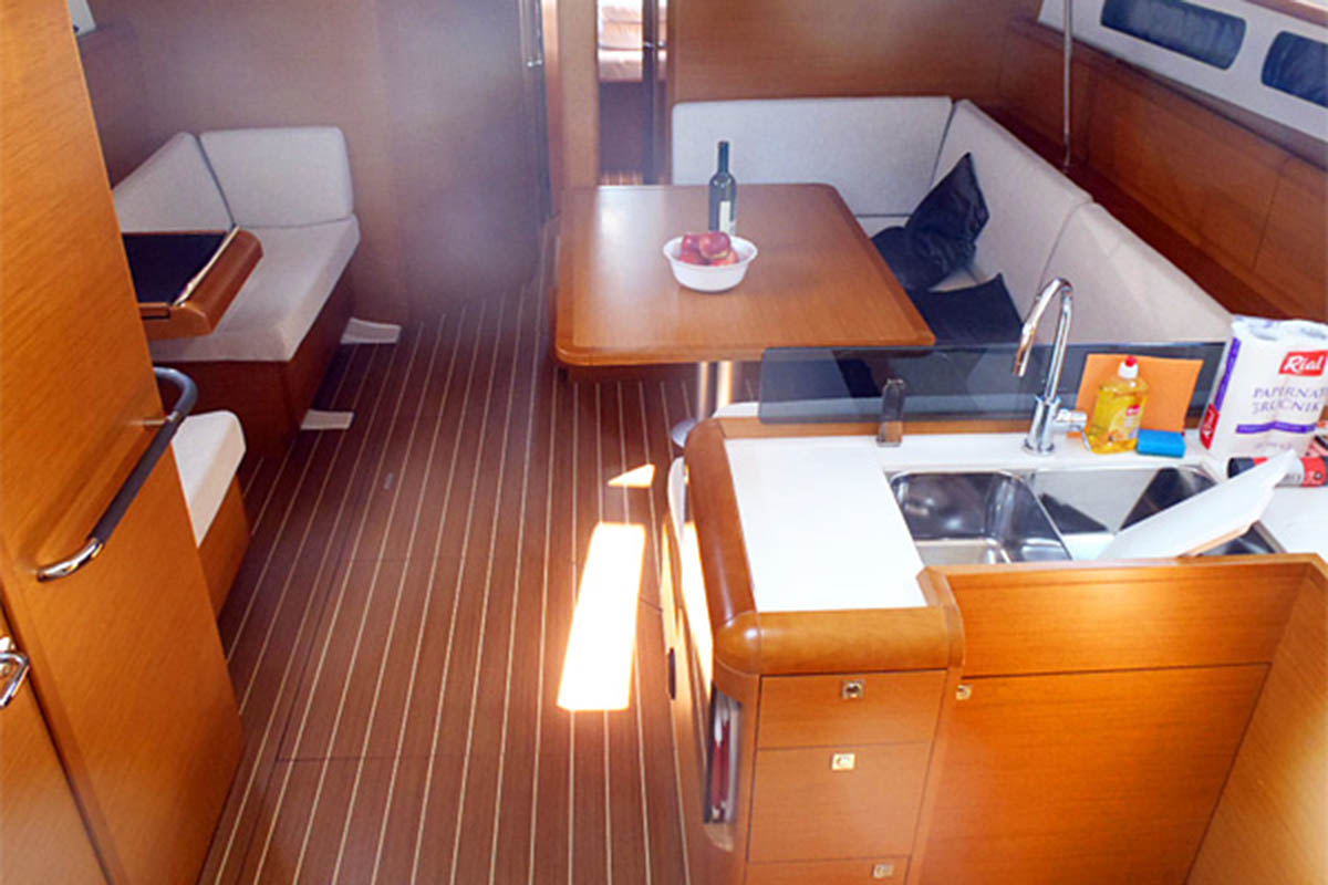 Sun Odyssey 439 Karma, Foto 4