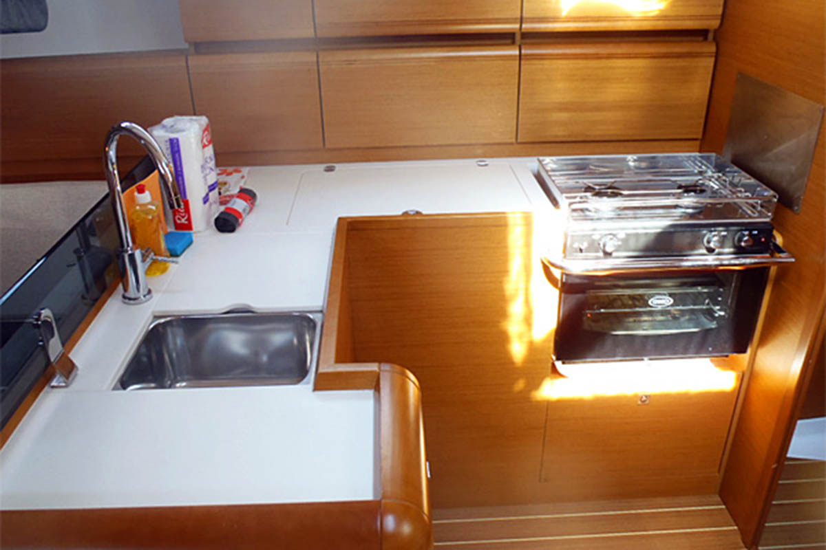 Sun Odyssey 439 Karma, Foto 5