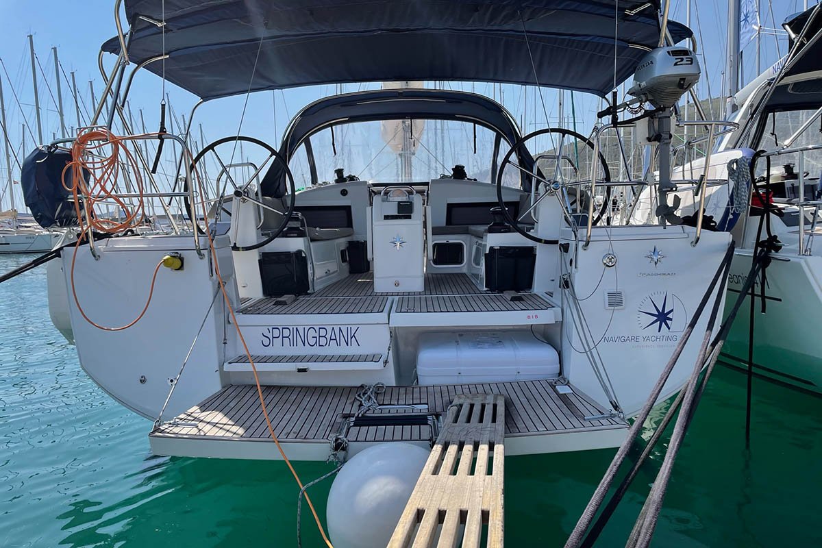 Sun Odyssey 440  Top image