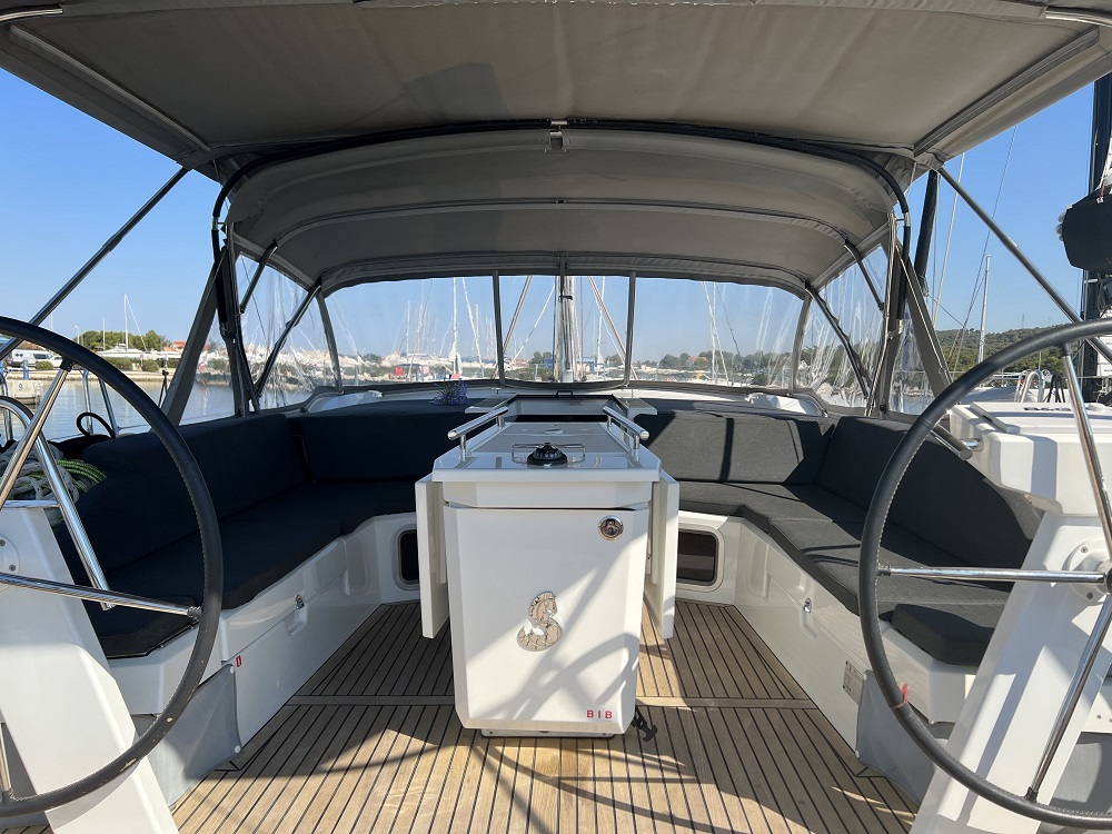 Oceanis 51.1, Foto 5