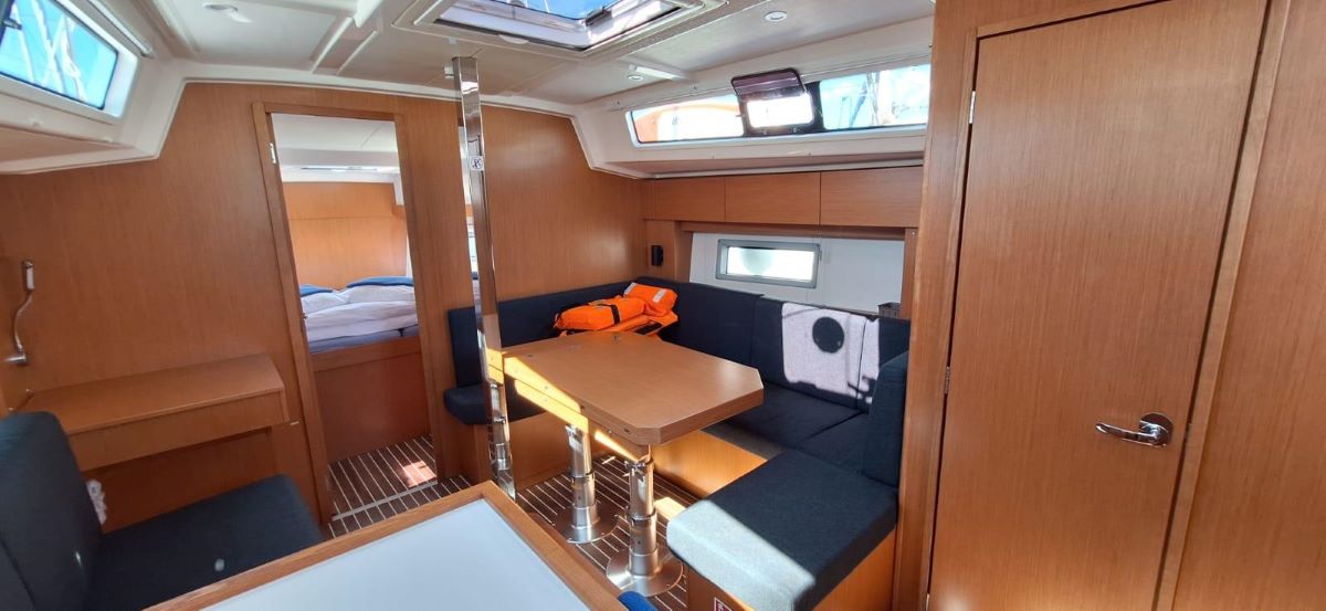 Bavaria C38, Foto 3