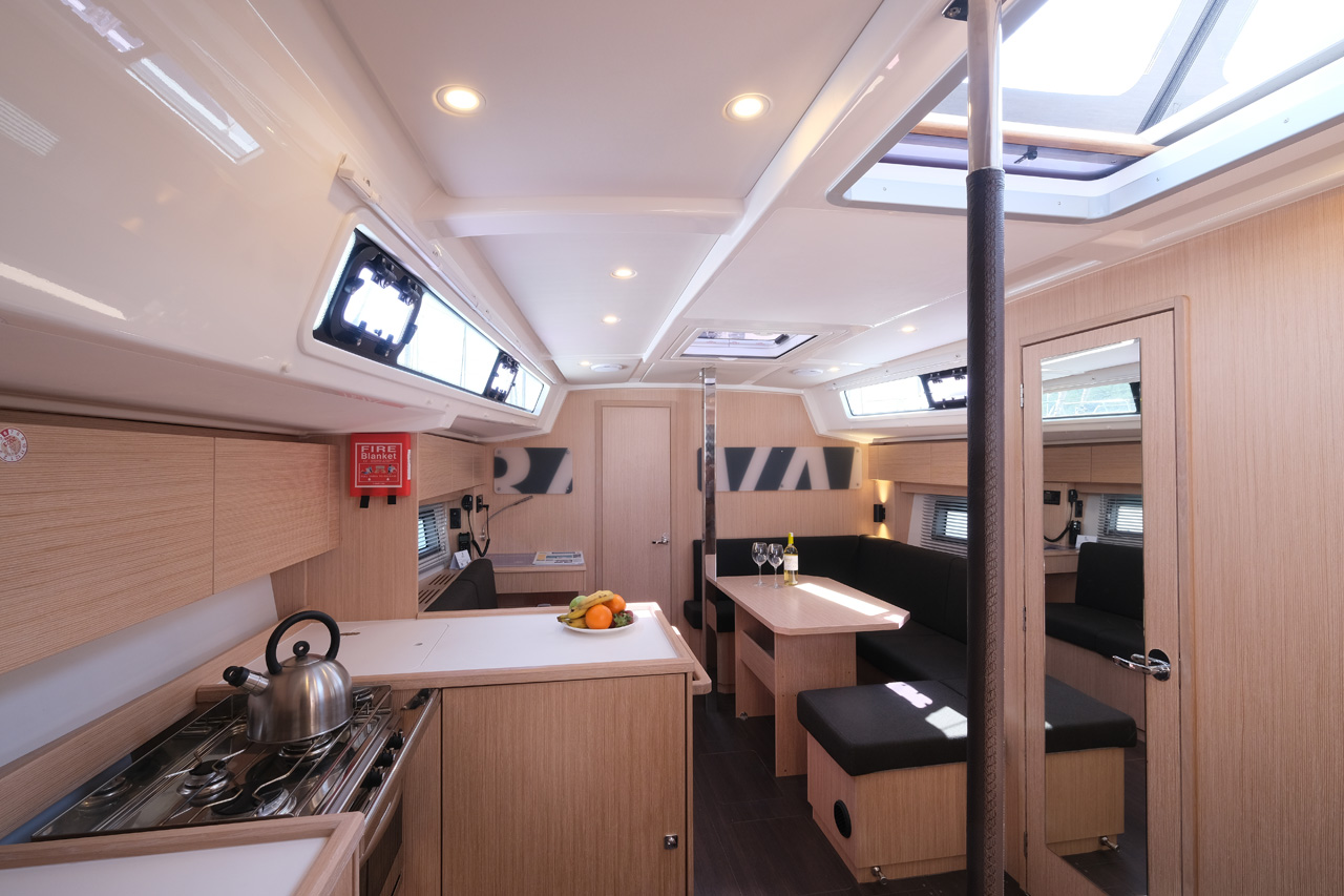 Bavaria C38 Coral, Foto 5