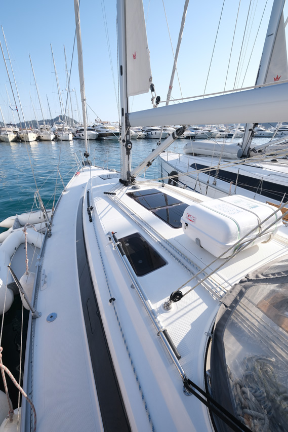 Bavaria Cruiser 37 Crush, Foto 3