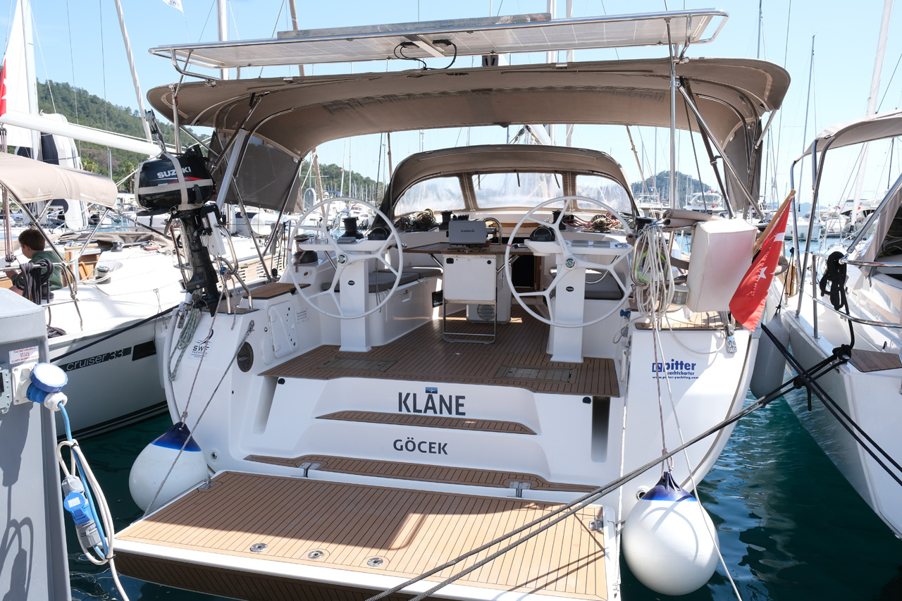 Bavaria Cruiser 50  Top image