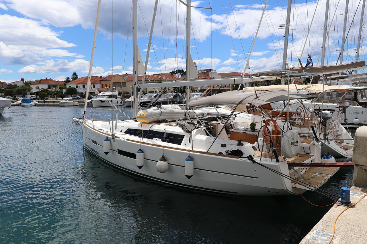 Dufour 382 Grand Large Elyra, Foto 3