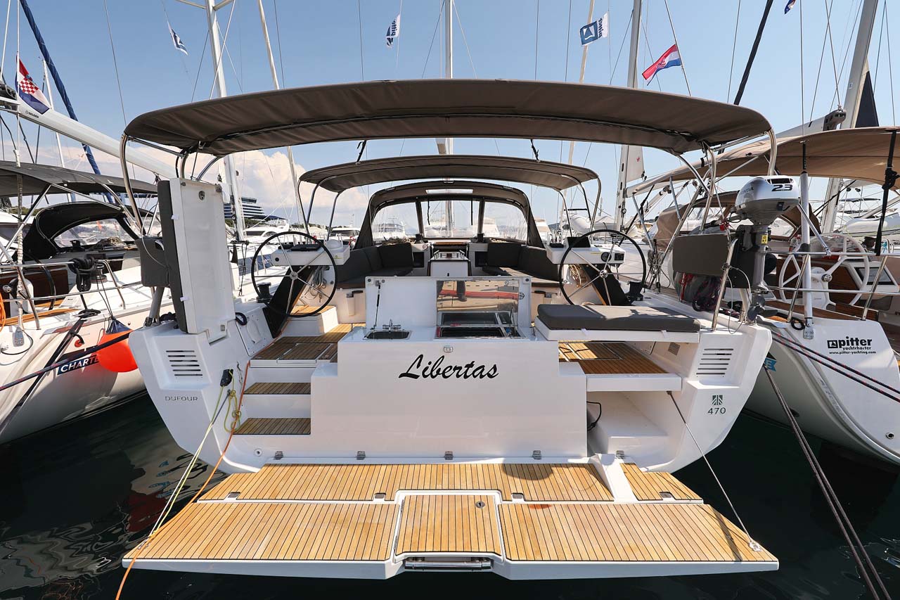 Dufour 470  Top image
