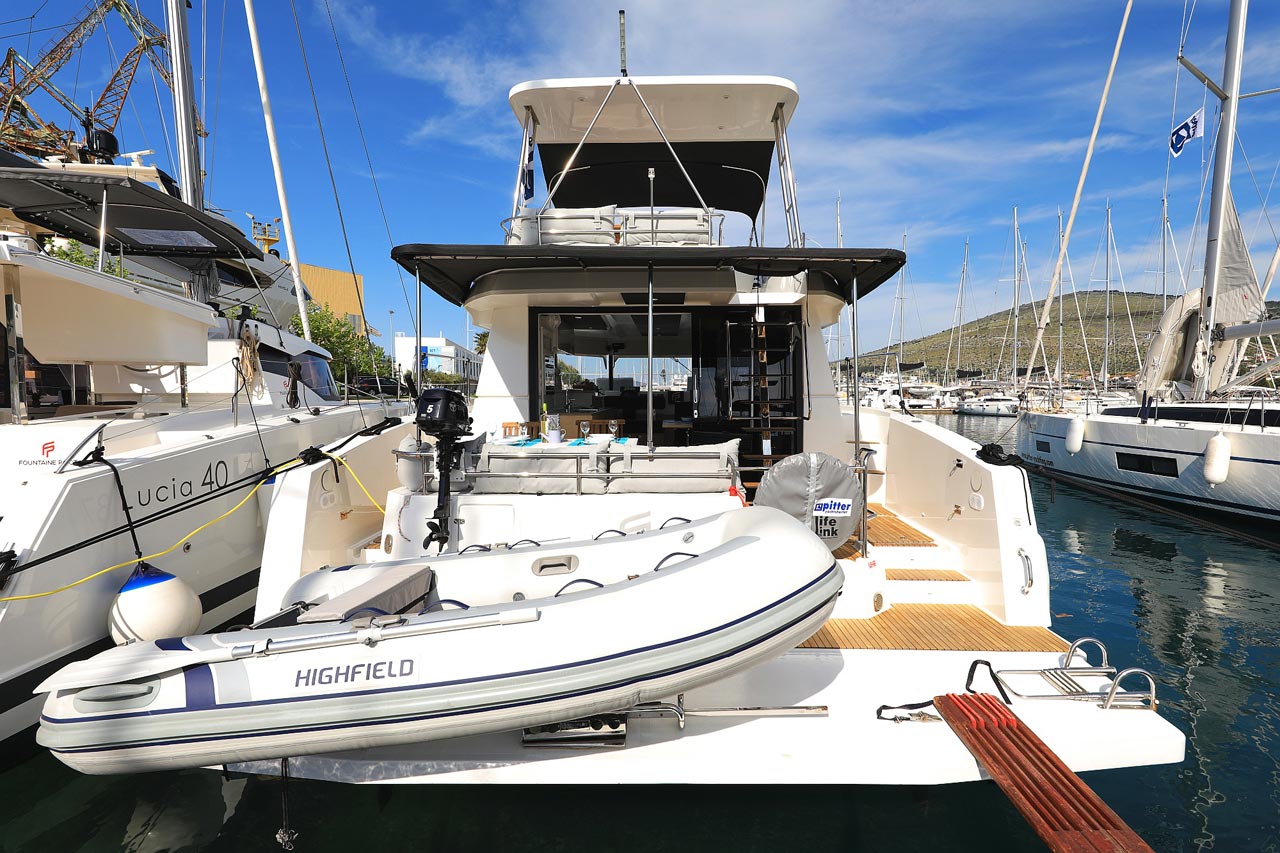 MY 37 (4 cab) „Marlie“ als Charteryacht