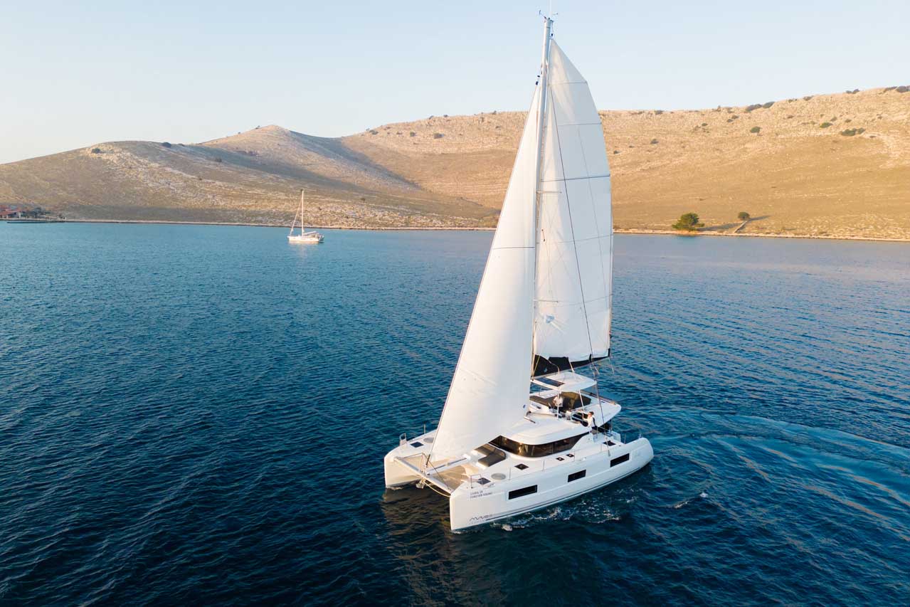 Lagoon 46  Top image