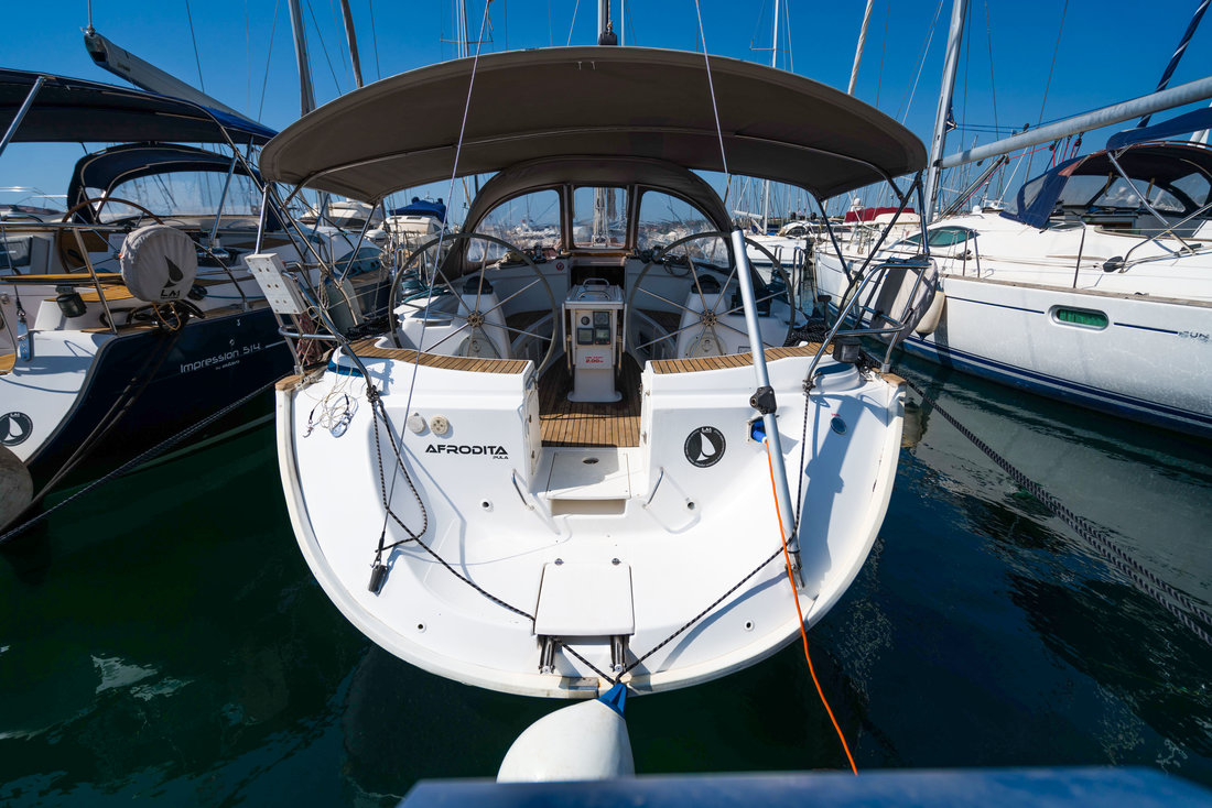 Bavaria 44 Top image