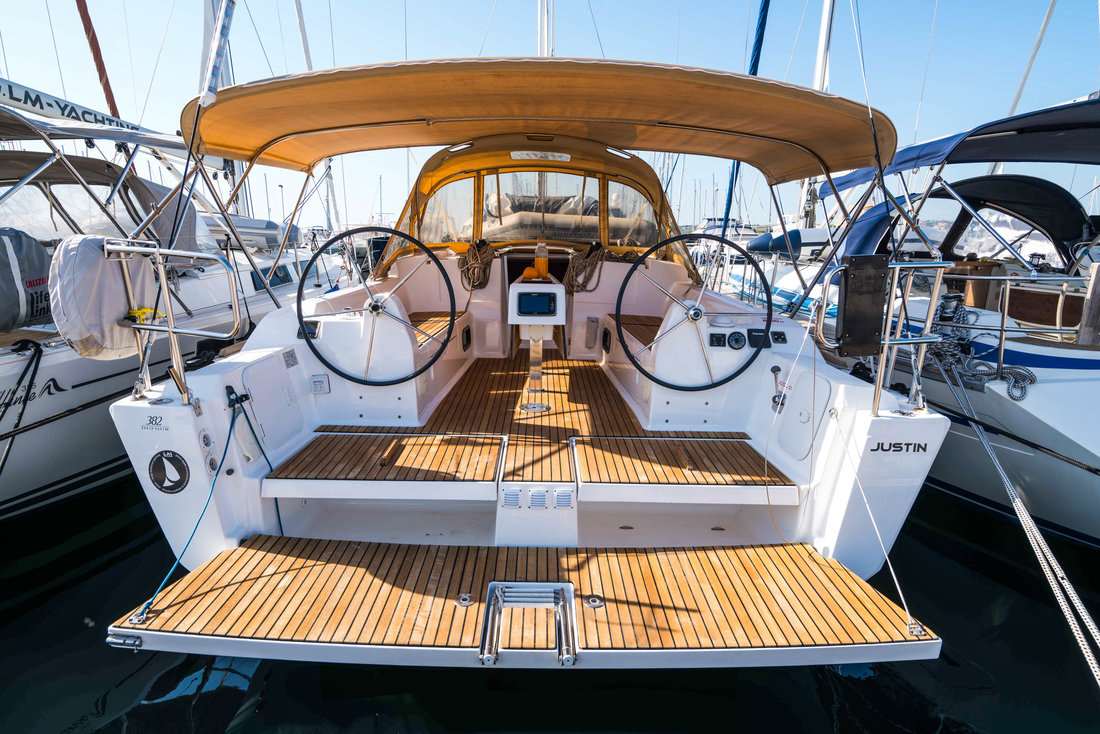 Dufour 382 Grand Large  Top image