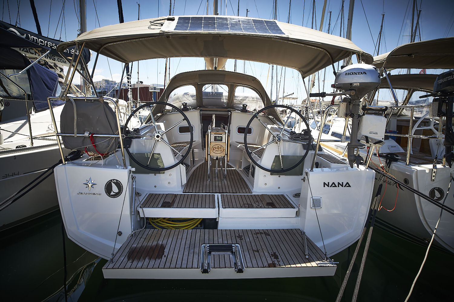 Sun Odyssey 349  Top image