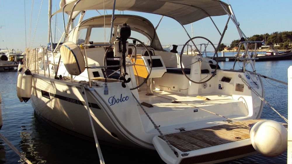 Bavaria Cruiser 41  Top image