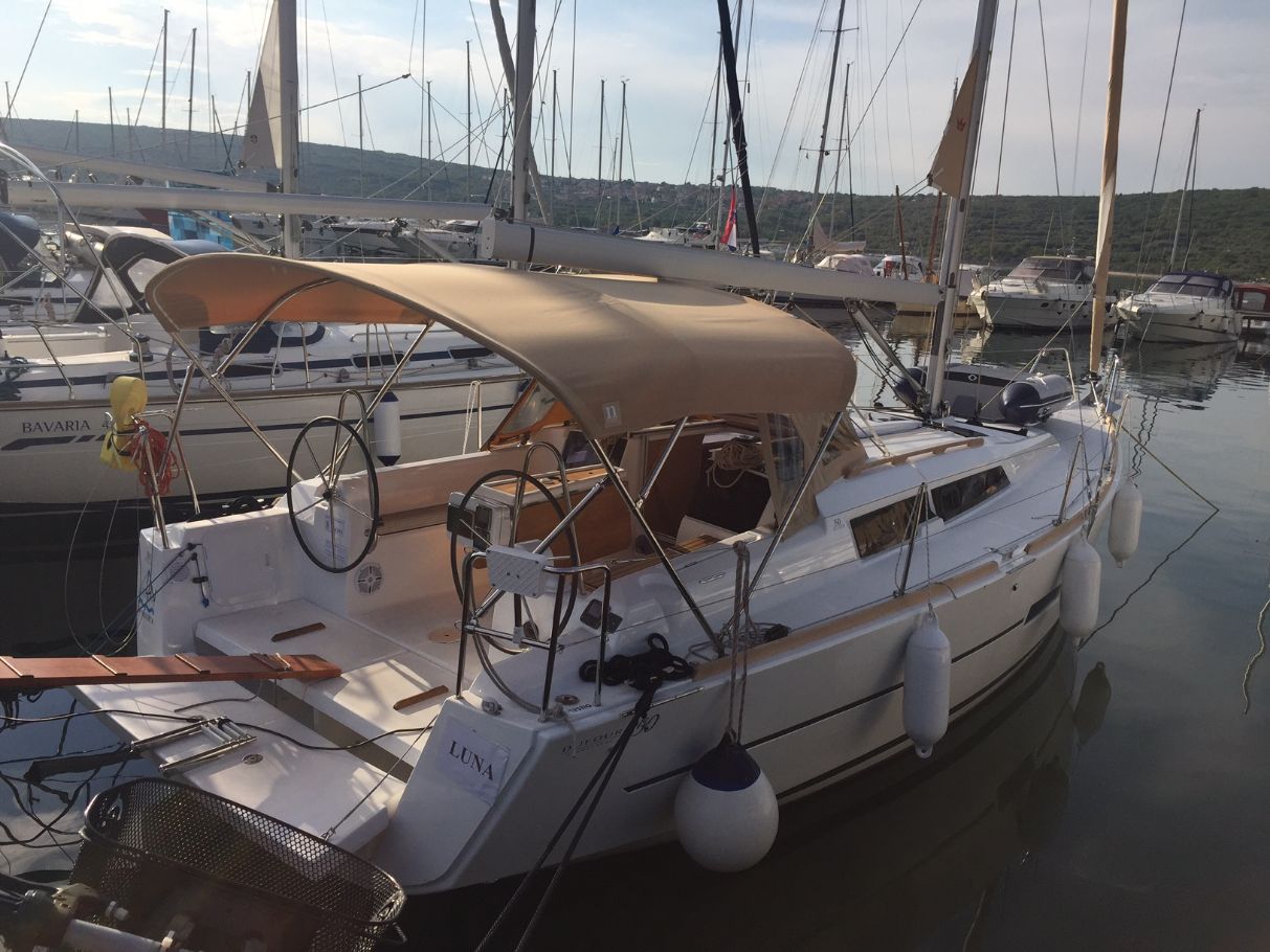 Dufour 350 Grand Large Top image