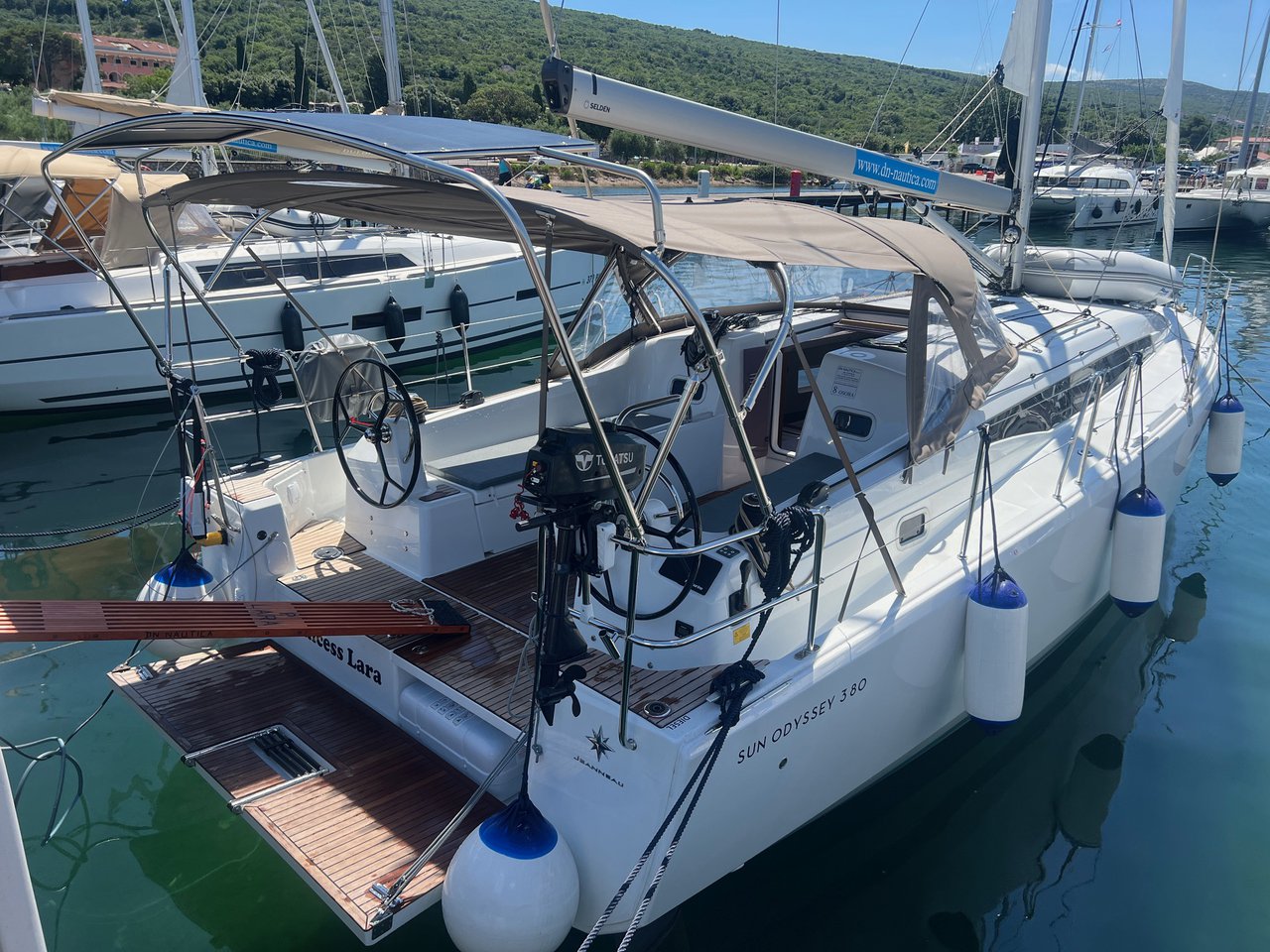 Sun Odyssey 380 Princess Lara, Foto 3