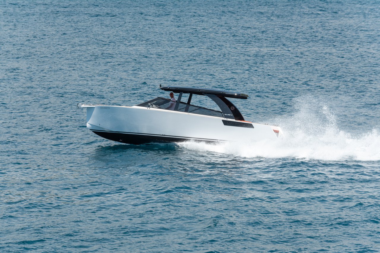 Colnago 33 JG „NN“ als Charteryacht
