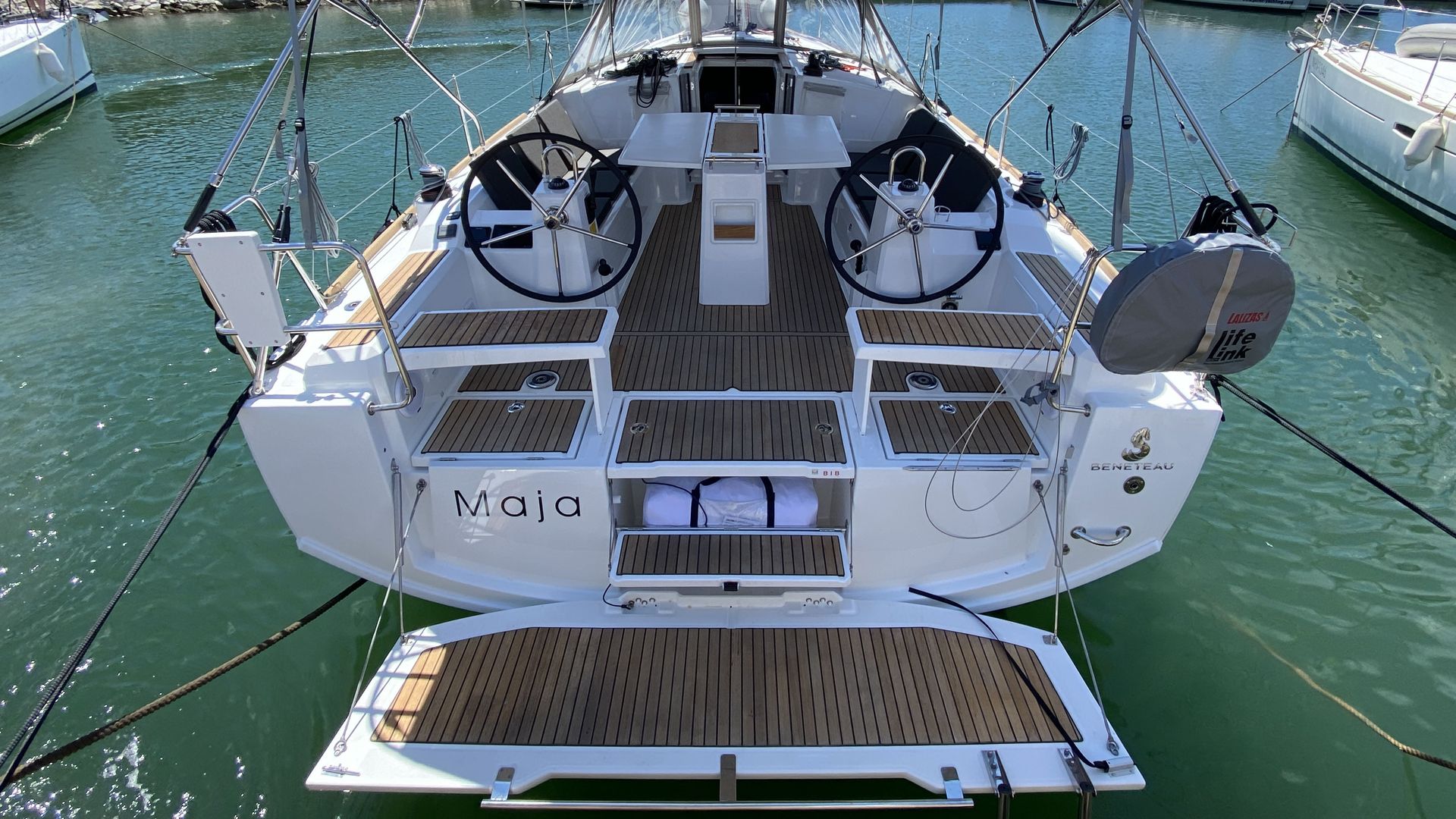 Oceanis 38.1, Foto 4
