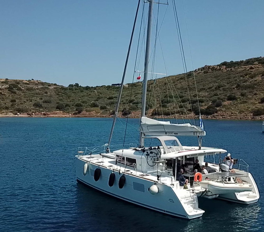 Lagoon 400 (4cab/4wc) „Aurora“ als Charteryacht