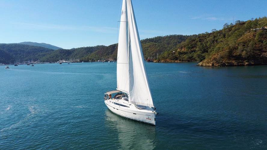 Bavaria Cruiser 51 Seawalker, Foto 3
