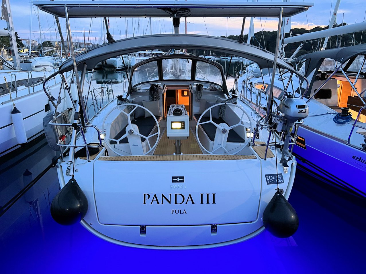 Bavaria Cruiser 41  Top image