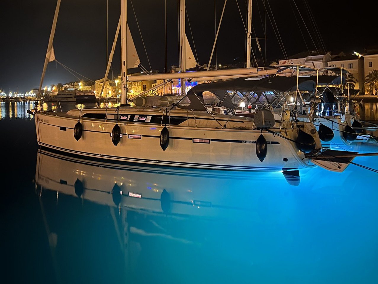 Bavaria Cruiser 46  Top image