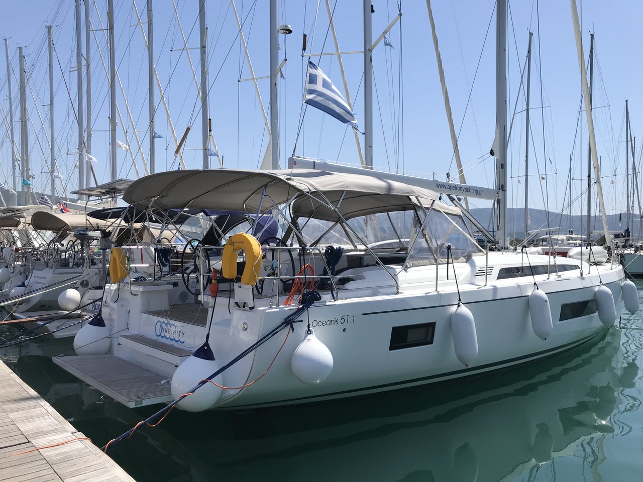 Oceanis 51.1  Top image
