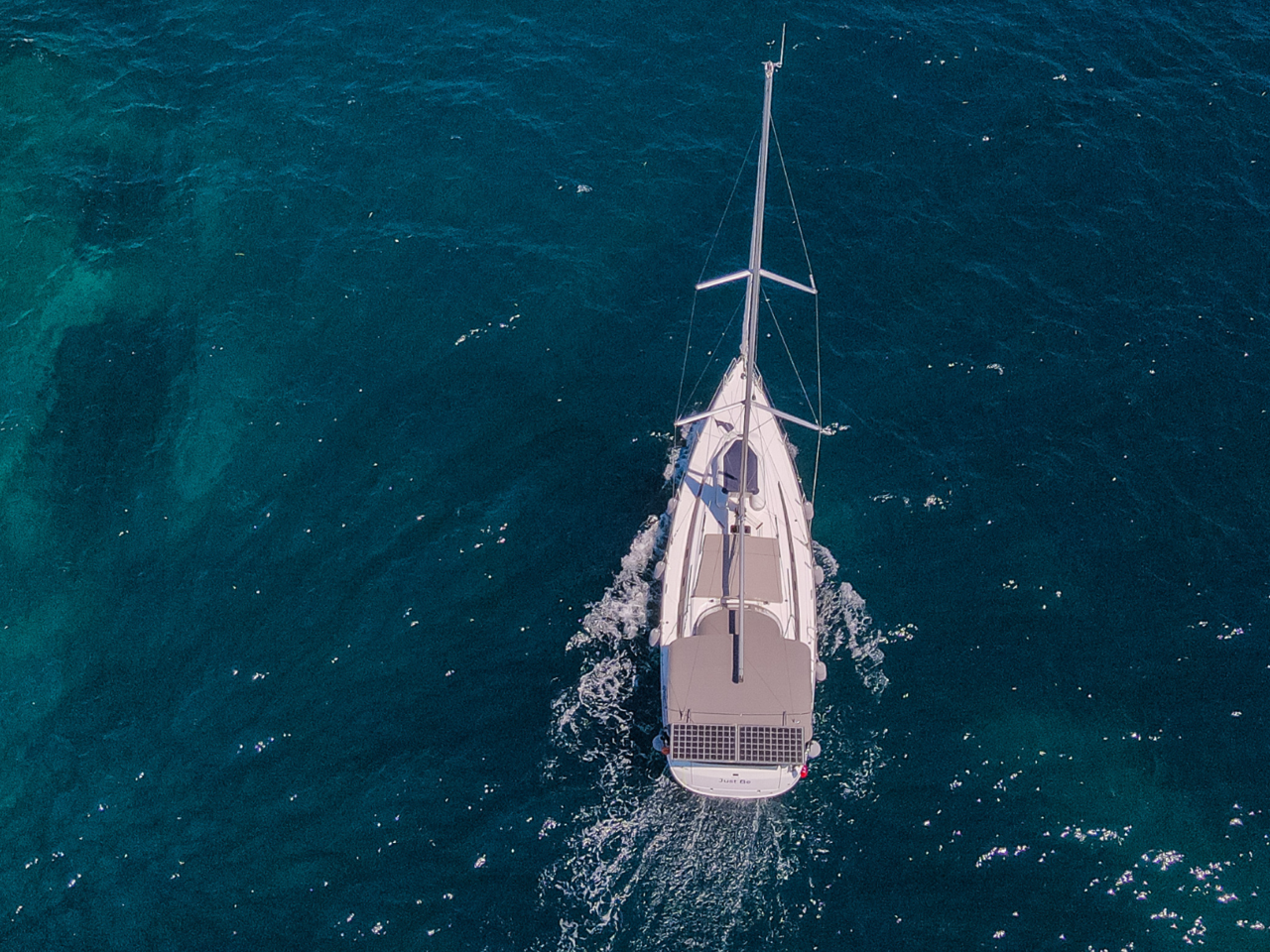 Bavaria Cruiser 46  Top image