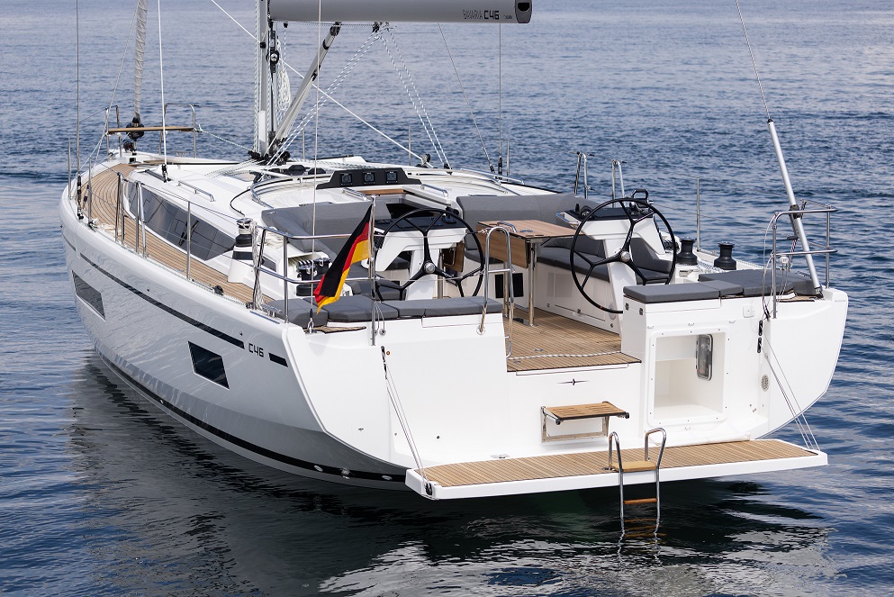 Bavaria C46 Top image