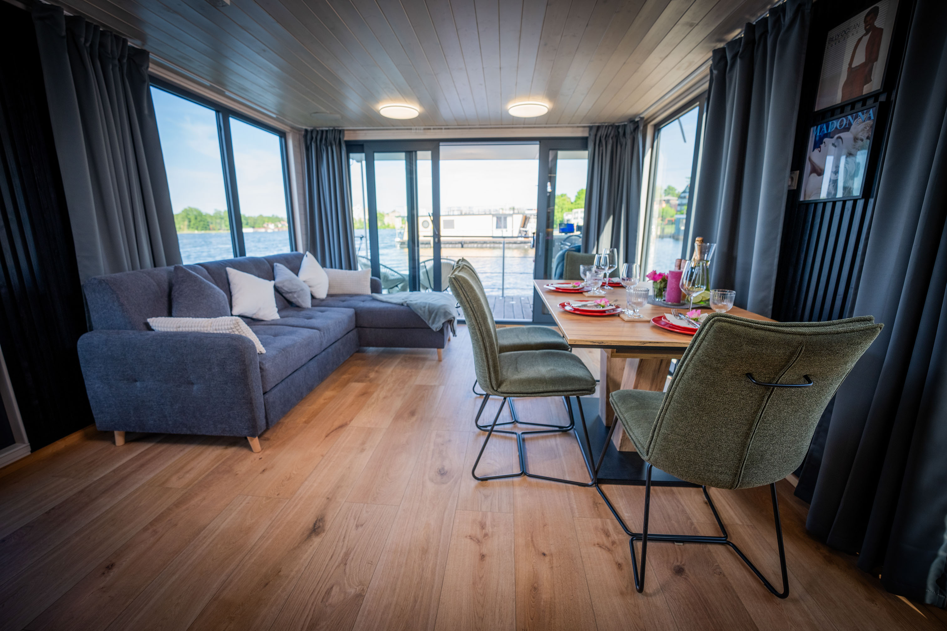 Woma D13 „Brino“ als Charteryacht