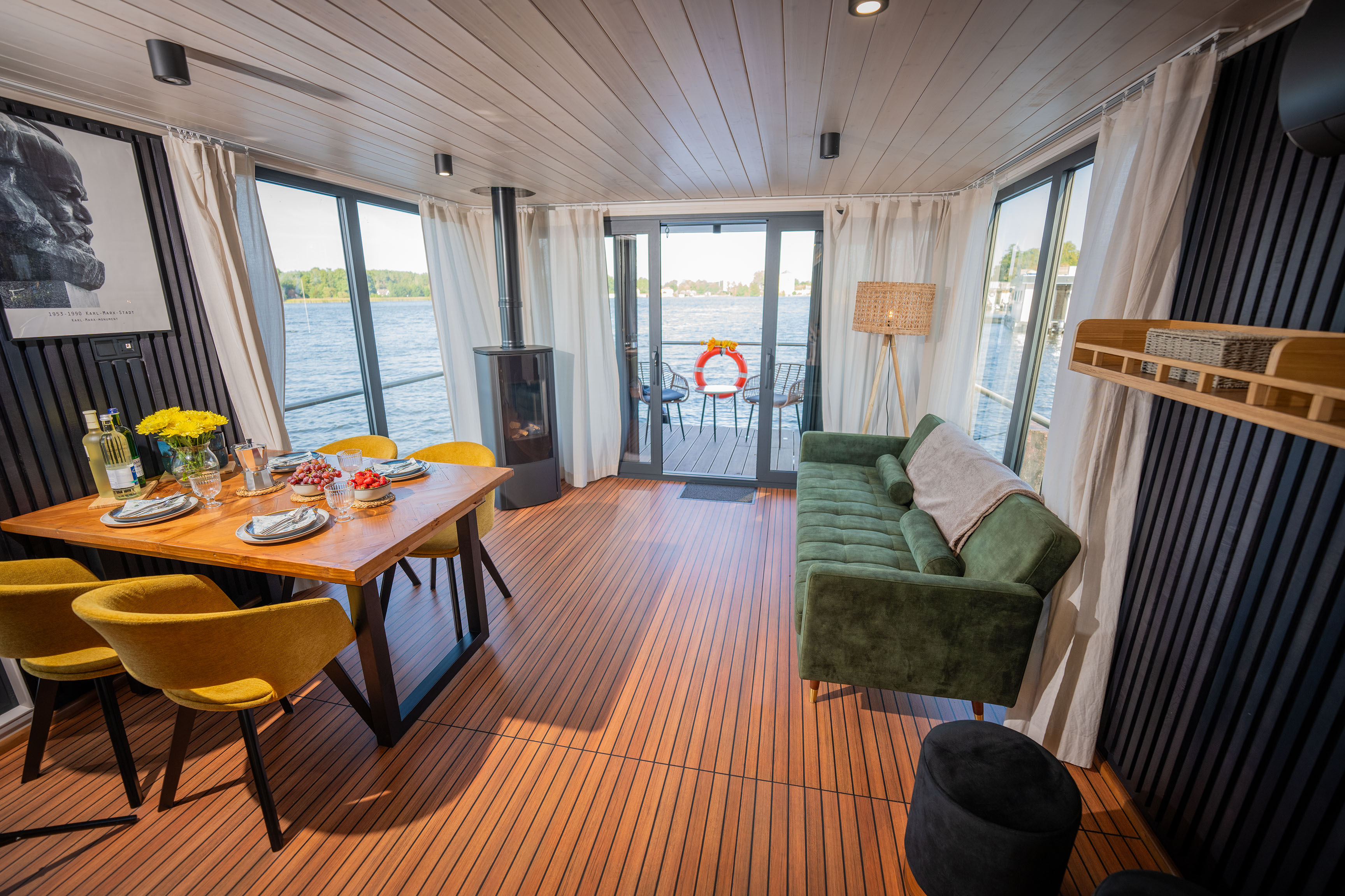 Woma D13 „Emsel“ als Charteryacht