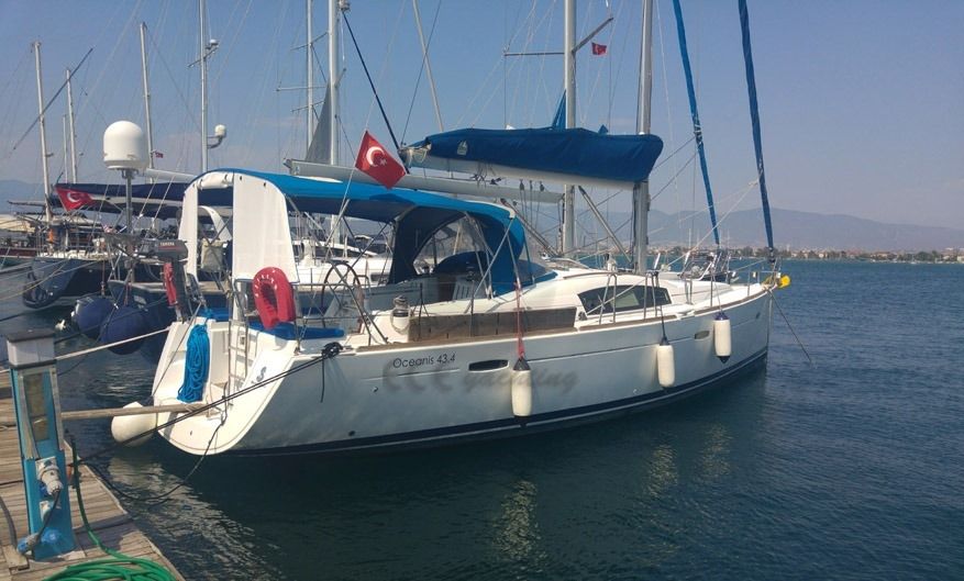Oceanis 43.4 „Filadelfo“ als Charteryacht