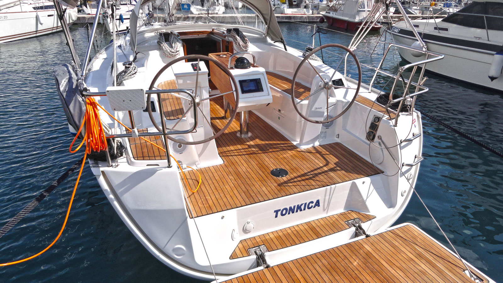 Bavaria Cruiser 34  Top image