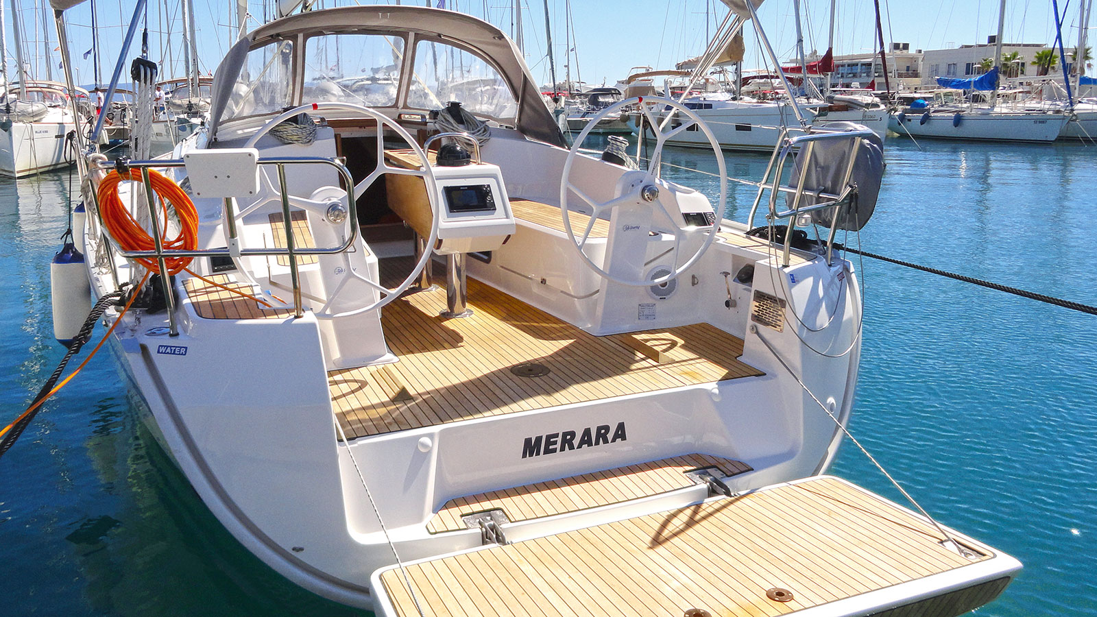 Bavaria Cruiser 37  Top image