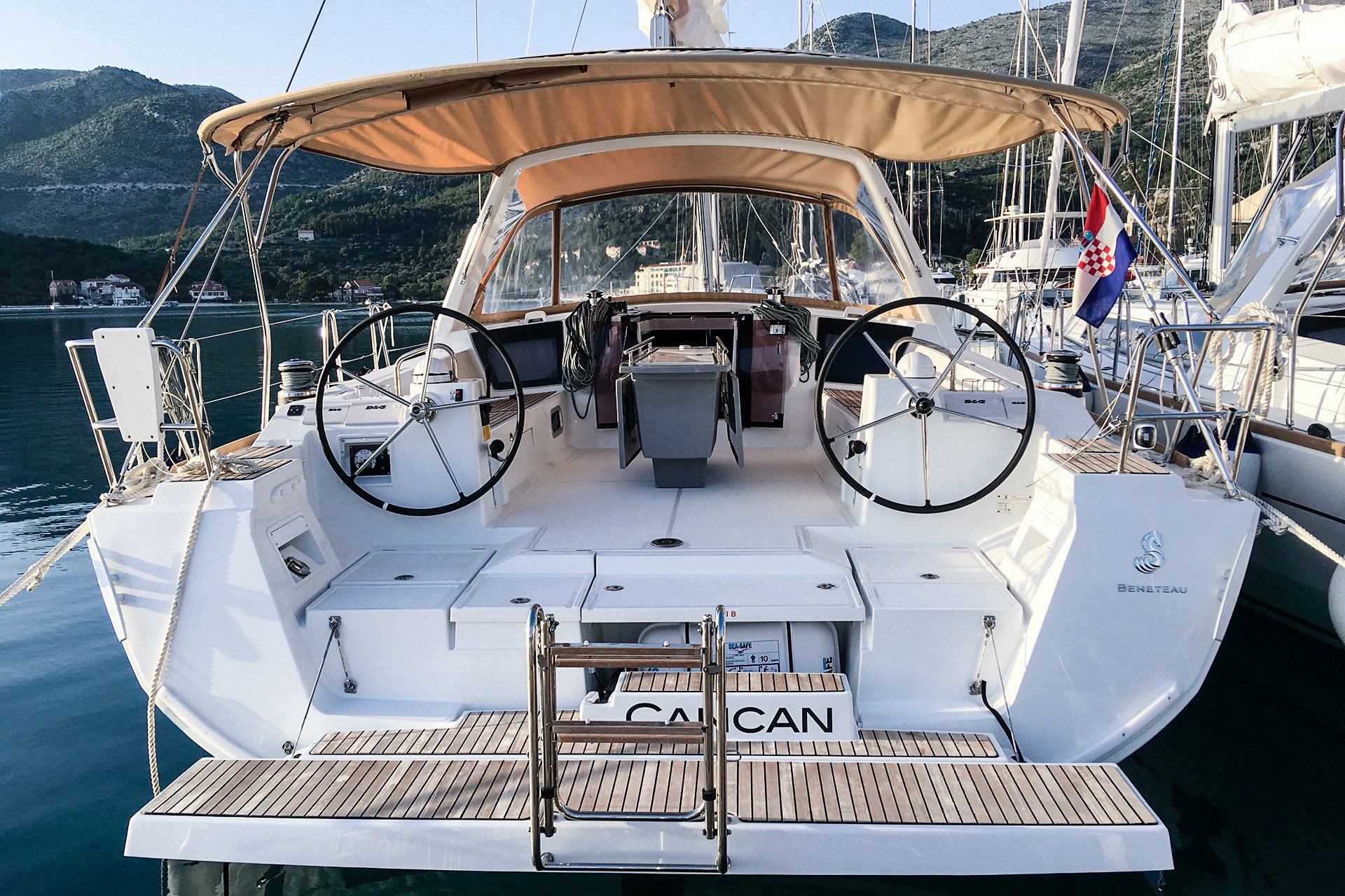 Oceanis 45 (4 cab) „Cancan“ als Charteryacht