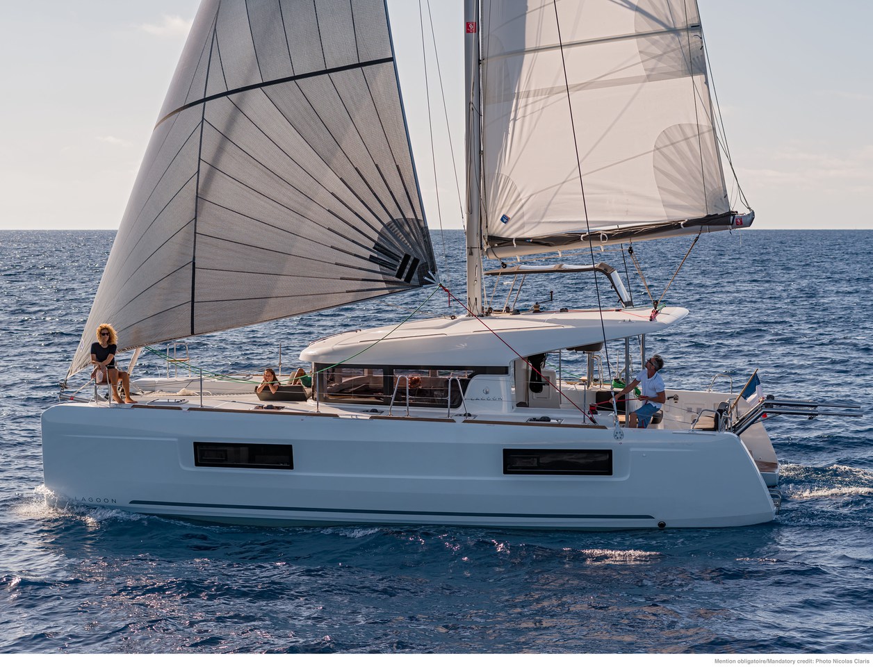 Lagoon 40  Top image