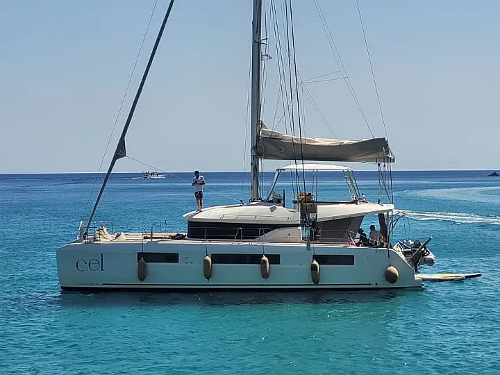Lagoon 50  Top image