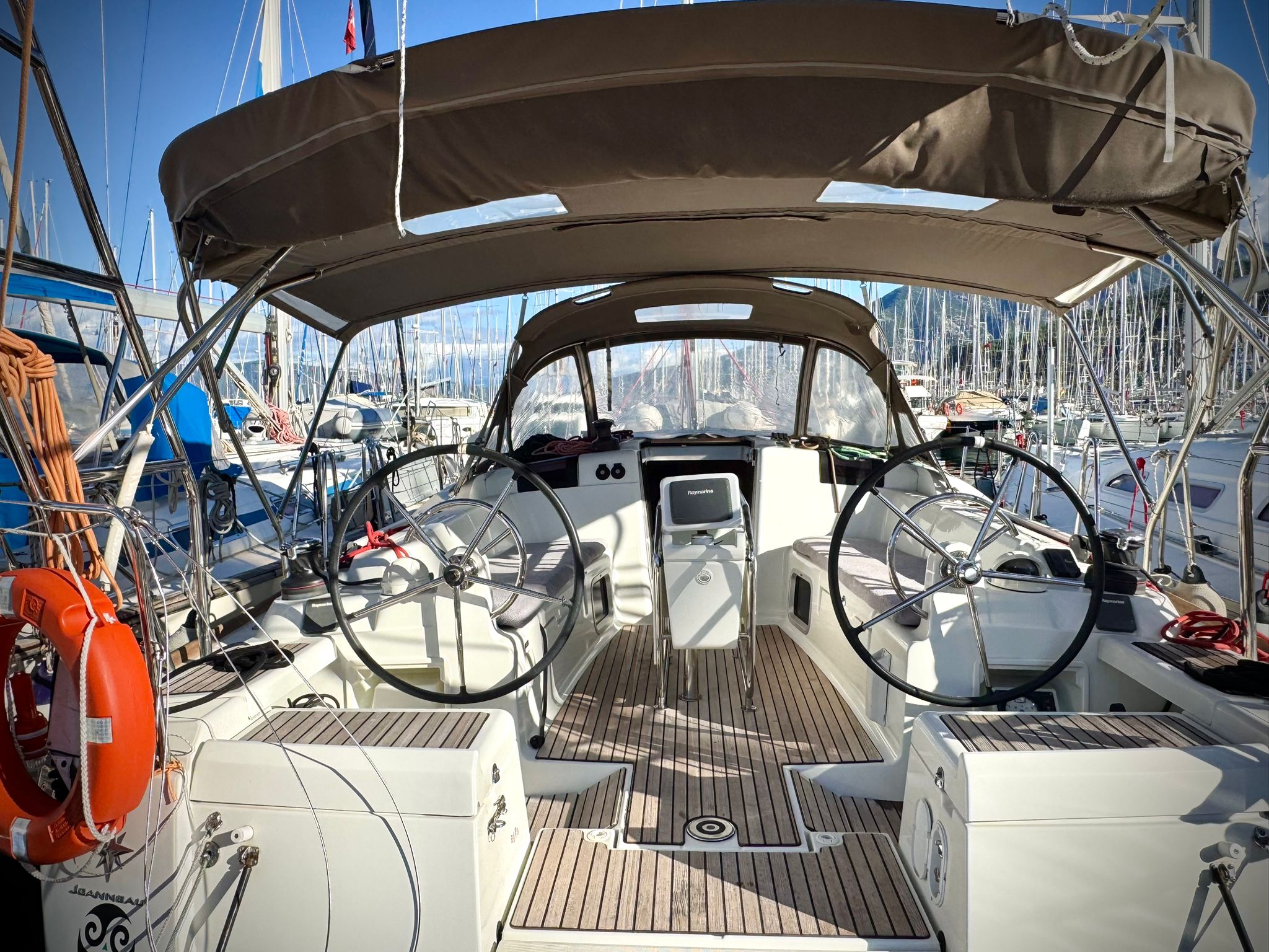 Sun Odyssey 419 Foxy, Foto 3