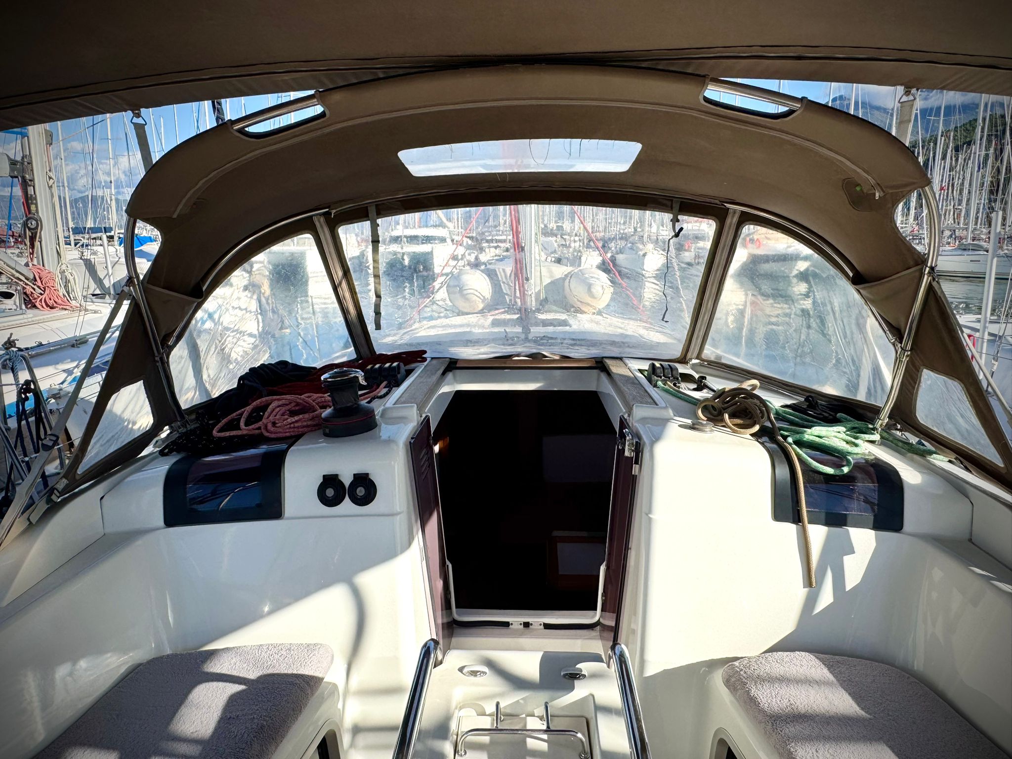Sun Odyssey 419 Foxy, Foto 4