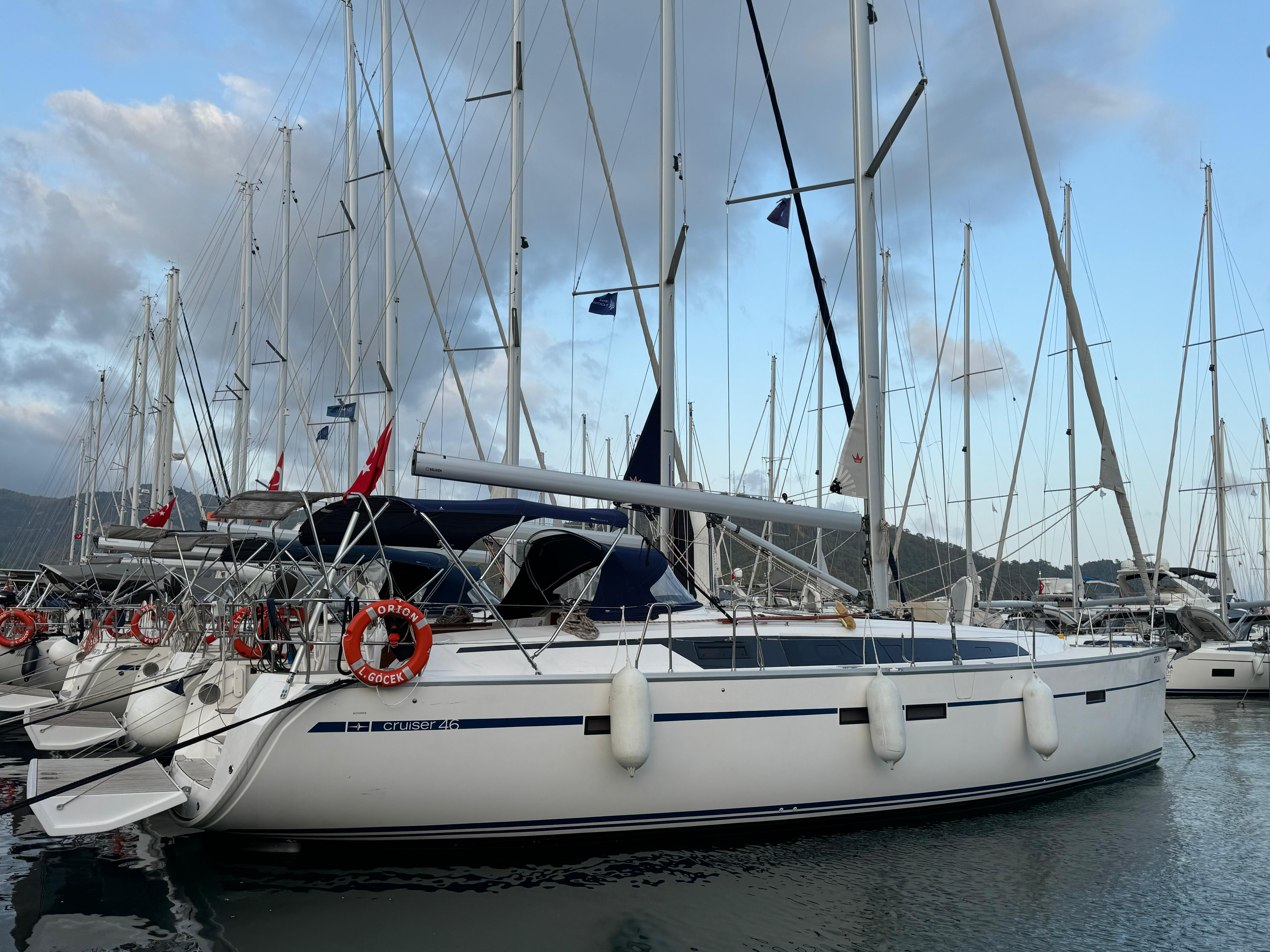 Bavaria Cruiser 46 (4 cab/3WC) „Orion“ als Charteryacht