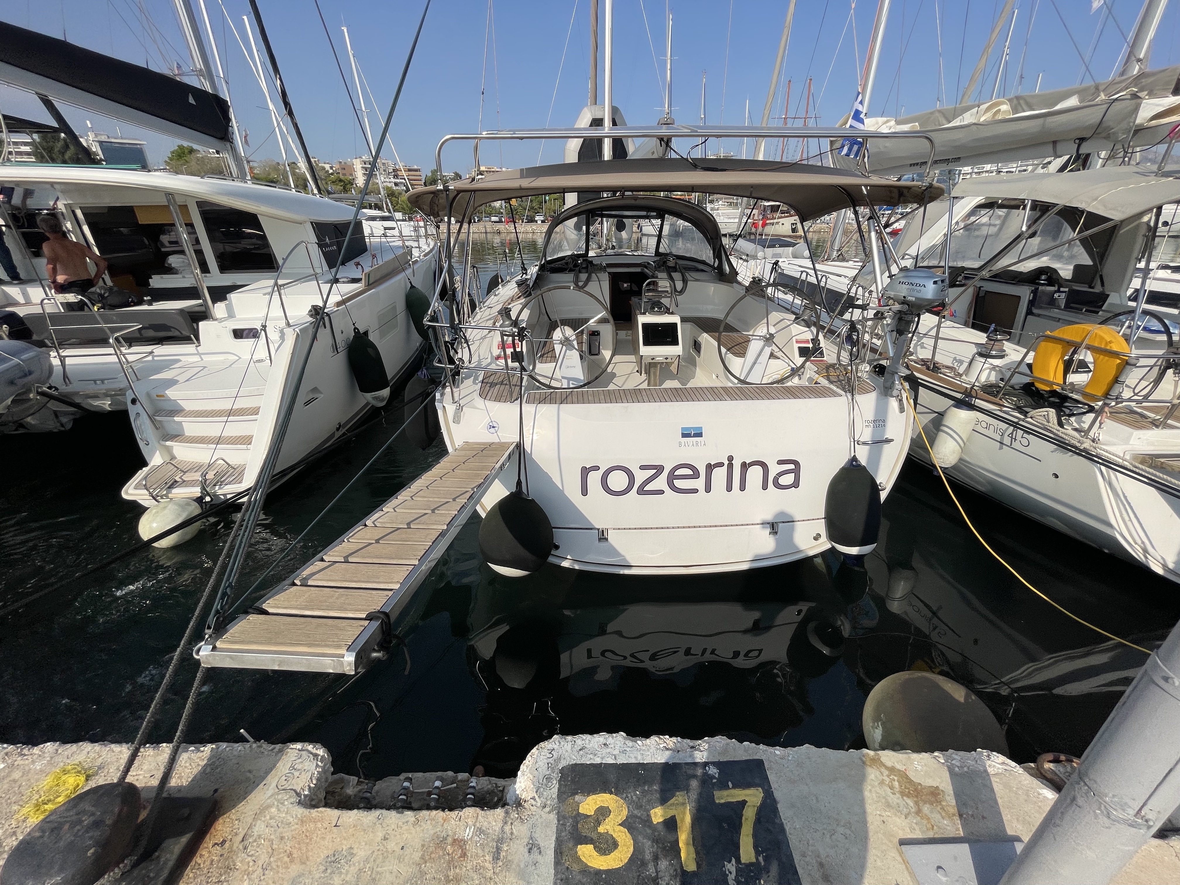 Bavaria Cruiser 46  Top image