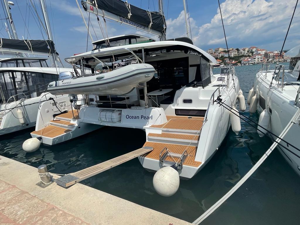 Lagoon 42  Owner Version Top image
