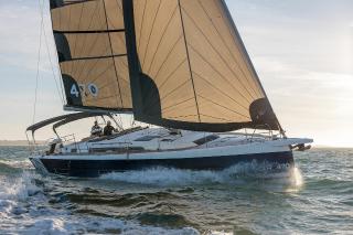 Dufour 470  Top image