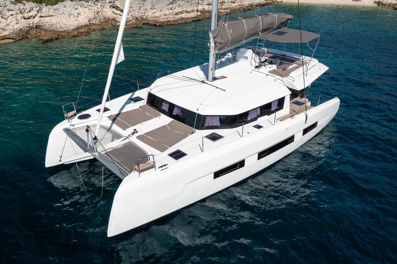 Dufour 48 Catamaran  Top image