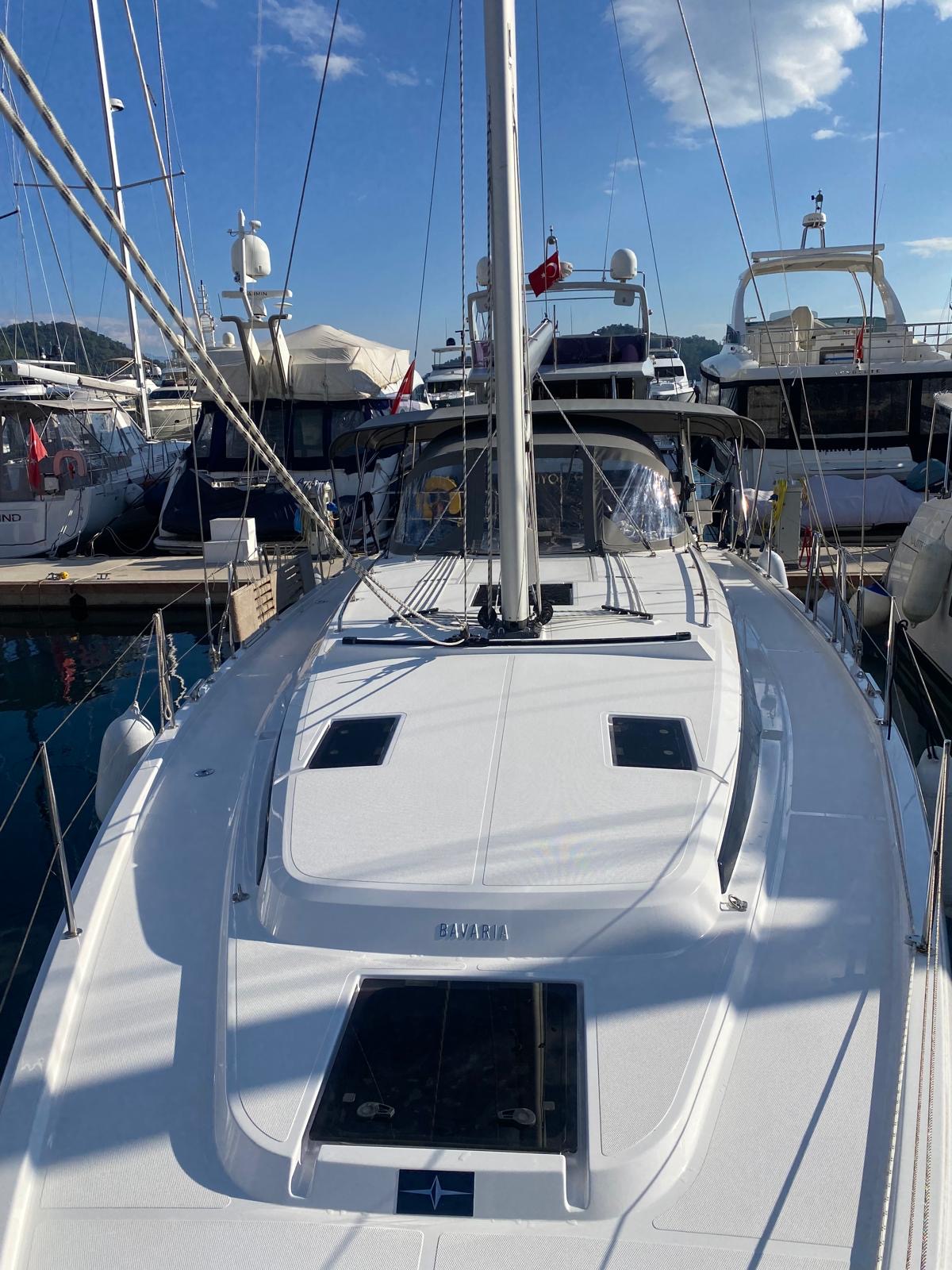 Bavaria C42 Juju, Foto 4