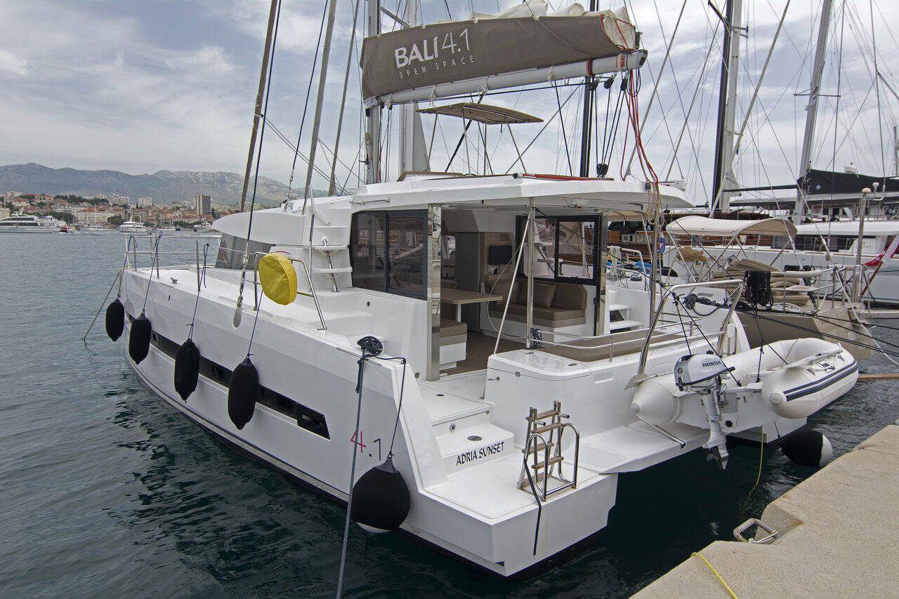 Bali 4.1  Top image