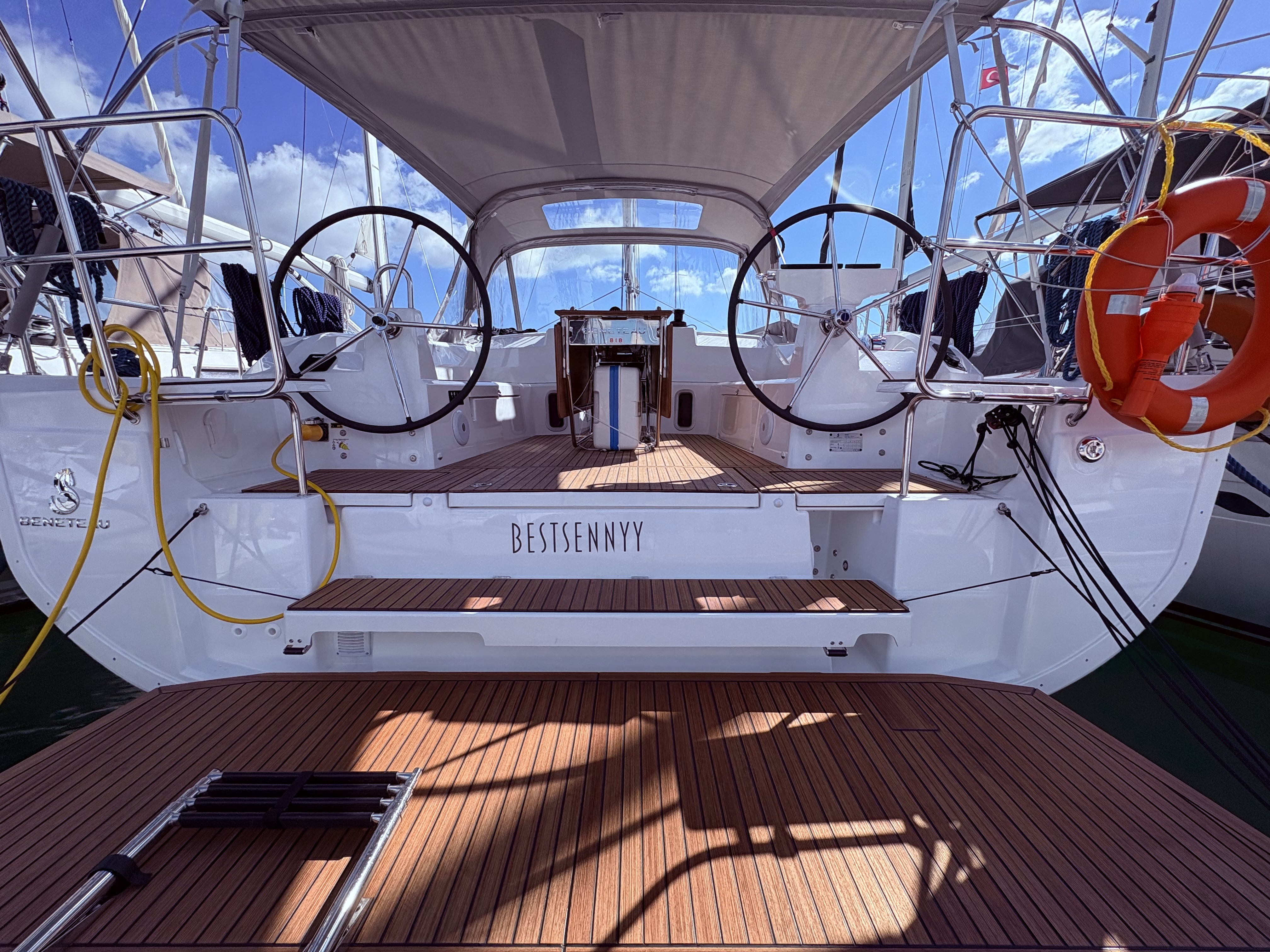 Oceanis 40.1 Top image