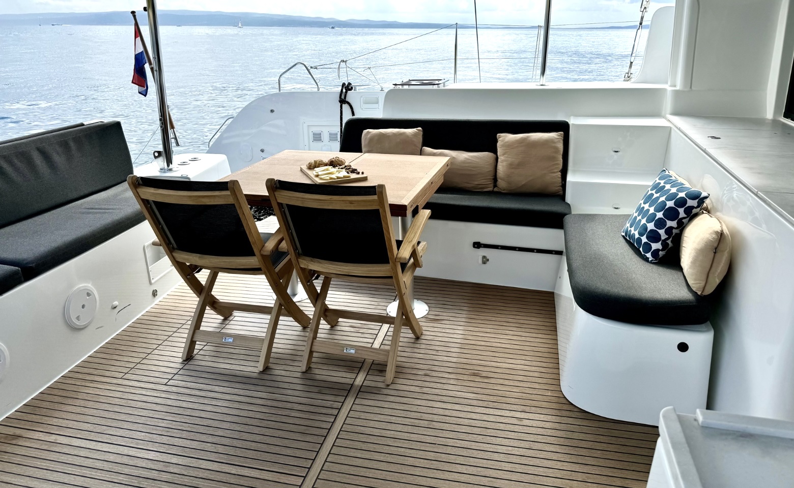 Lagoon 46 „Hevea“ als Charteryacht