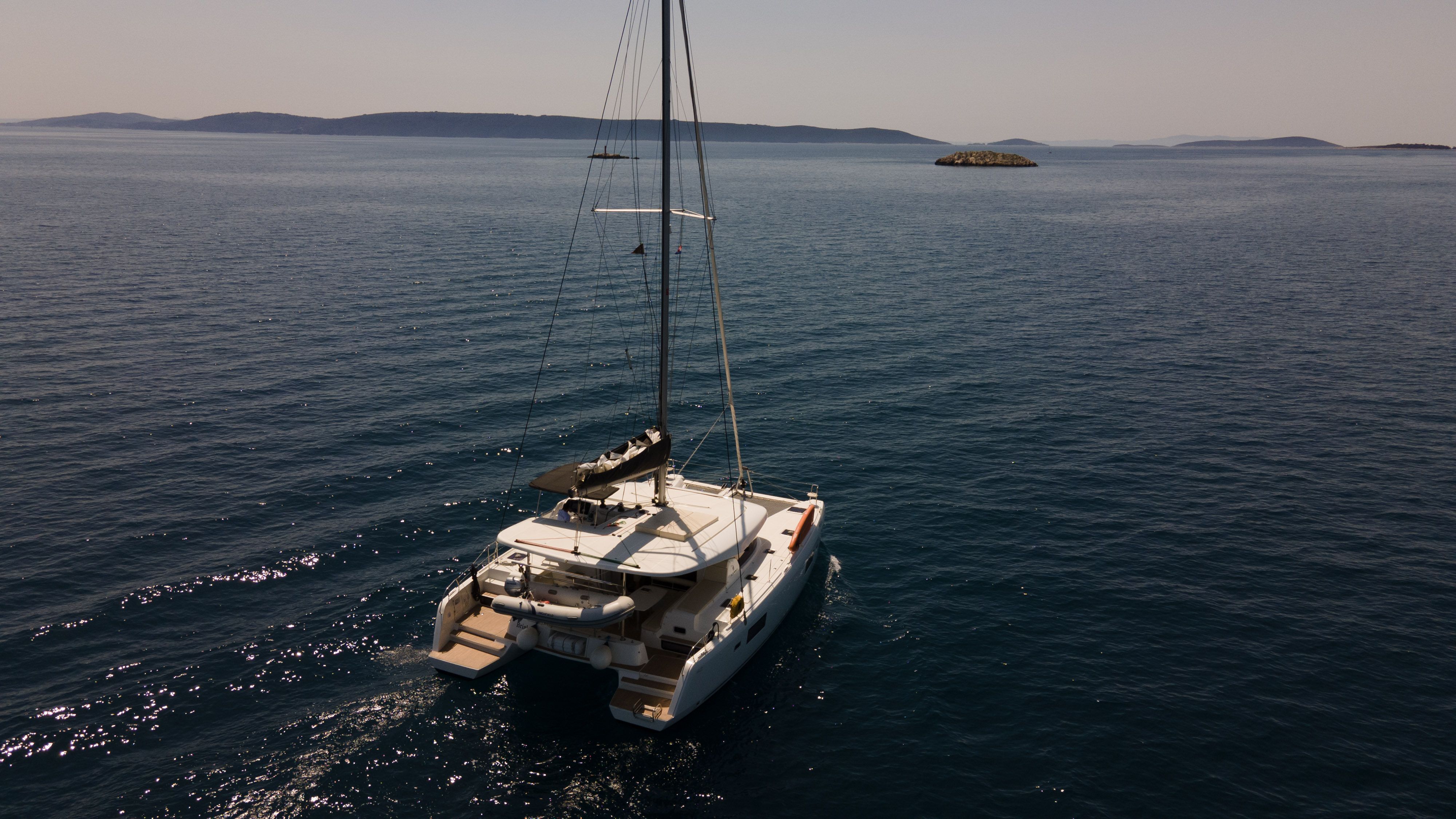 Lagoon 42 (4+2cab/4wc) „Katharina“ als Charteryacht