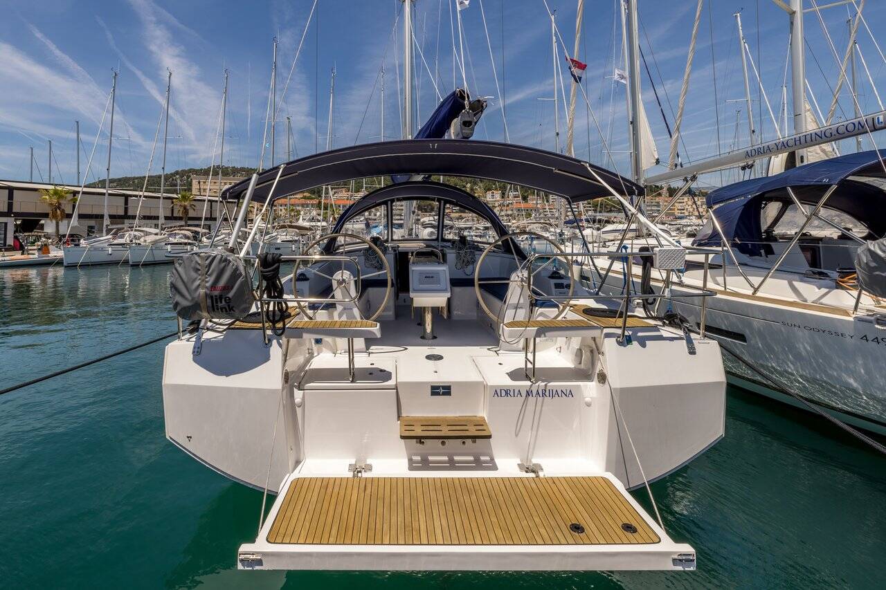 Bavaria C42 Marijana