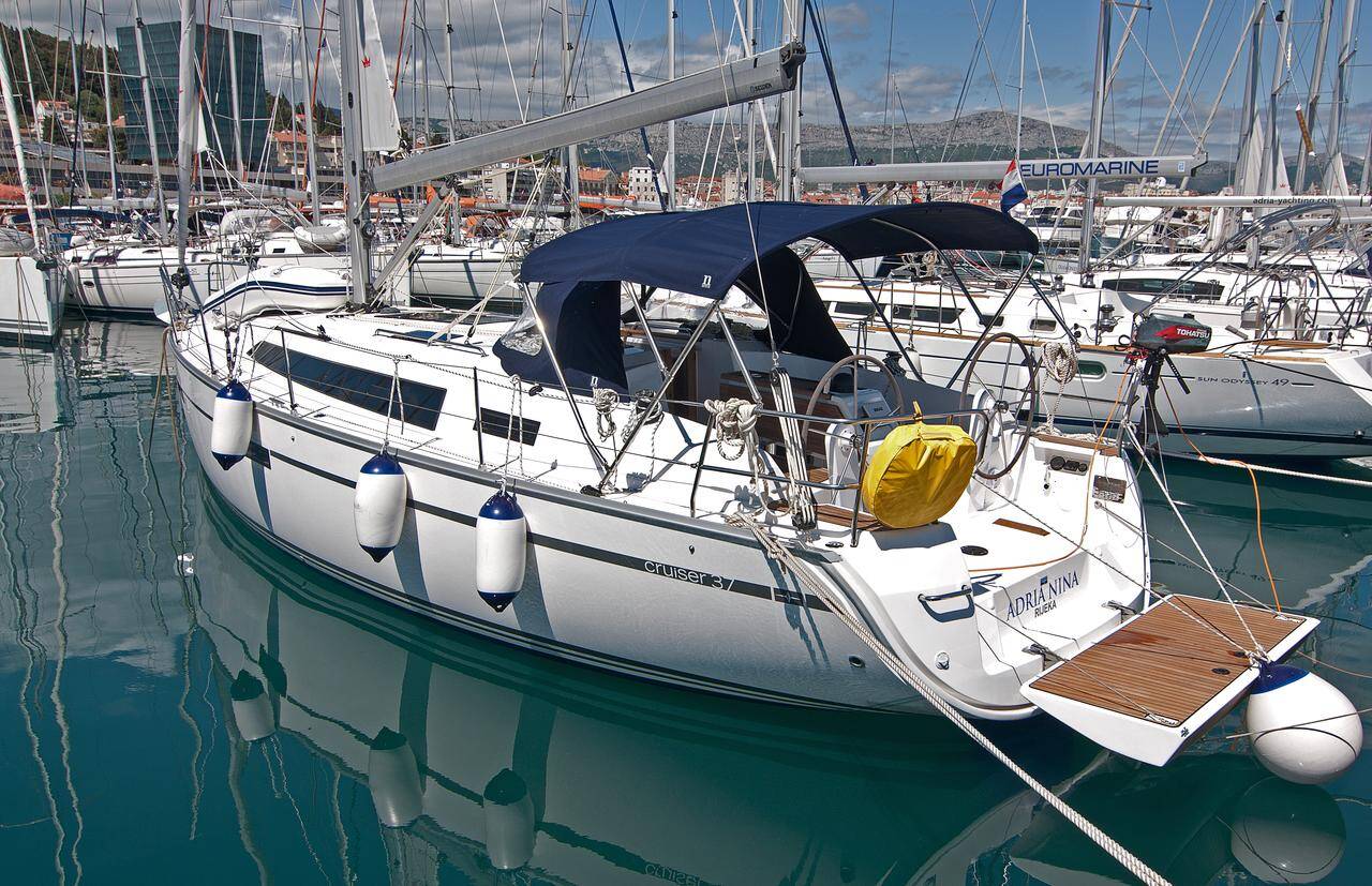 Bavaria Cruiser 37, Foto 2